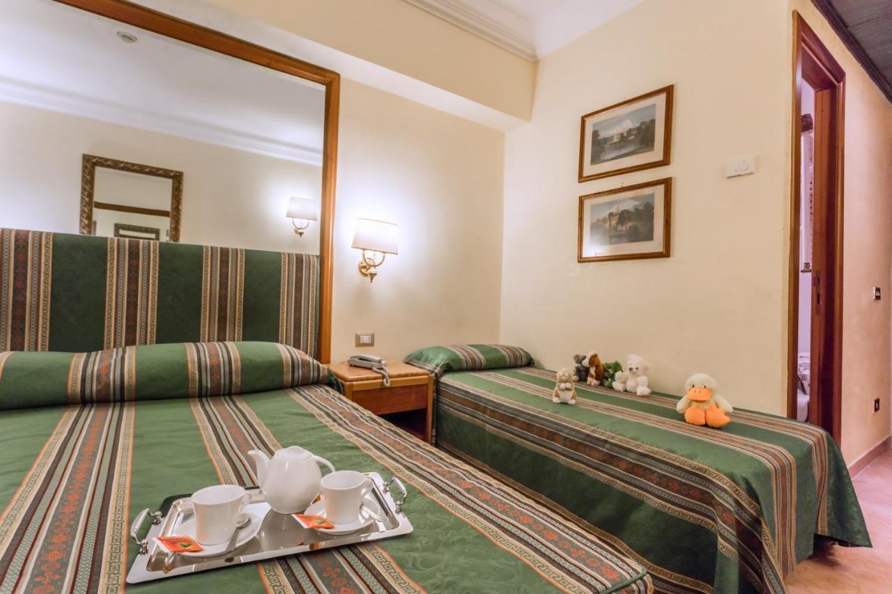 Raeli Hotel Regio Rom Exterior foto